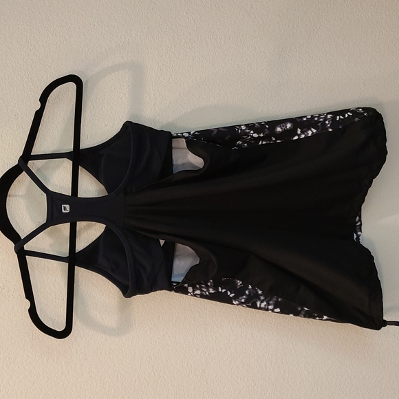 Fabletics Norwalk athletic tank, black and white tie dye, NWT - Picture 4 of 16